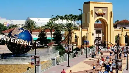 Estructuras temáticas de Universal