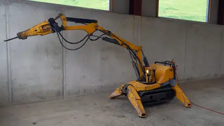 robot construccion-BROKK