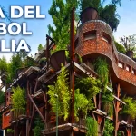 La Casa del Árbol Gigante en Italia