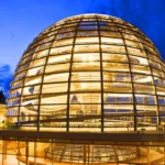 La cúpula futurística del Reichstag en Alemania